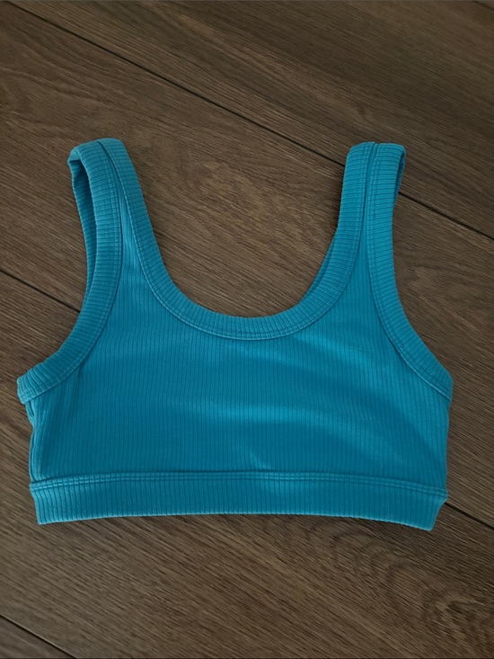 ALO Yoga Other - ALO Yoga Ribbed Scoop Sports Bra in Teal